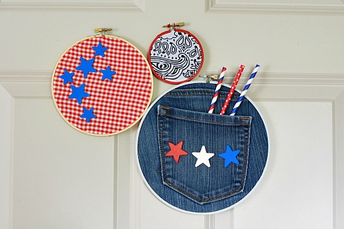 DIY Embroidery Hoop Wall Hanging- If you need to update your home's decor, a fun way is with this DIY embroidery hoop wall hanging! You can customize it with the fabric of your choice! | craft, easy DIY project, red, white, and blue, patriotic, Memorial Day, Fourth of July, home decor, custom wall art, Americana decor