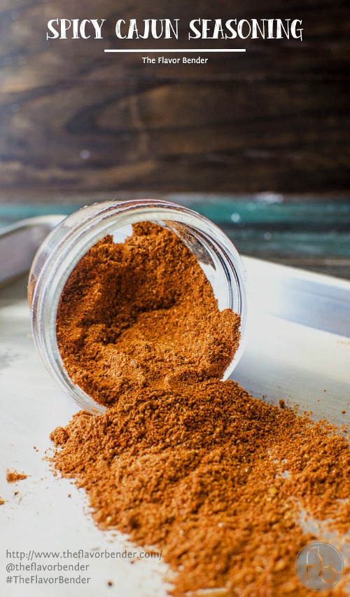 15 Seasoning Mixes You Can Make Yourself- Tired of the high price of commercial seasoning mixes? Check out these easy seasoning mixes you can make yourself to save money! | seasoning recipes, spice mix, burger seasoning, fajita seasoning, homemade Italian seasoning, chili seasoning, pumpkin pie spice, gingerbread spice mix