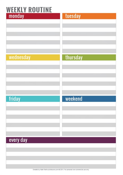 Weekly House Cleaning Schedule Printables- These handy cleaning schedules will make keeping your home tidy easier! Many free printable cleaning schedules are included! | #freePrintables #cleaningSchedules #cleaningTips #printables #ACultivatedNest