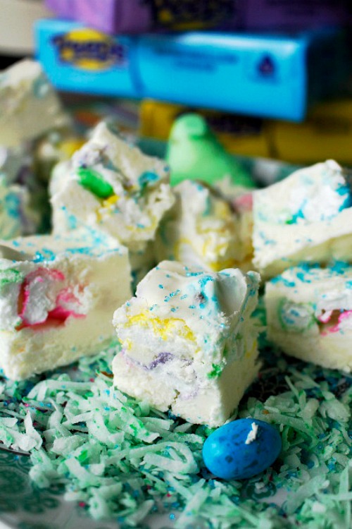 15 Easter Desserts to Make with Peeps- A fun and festive way to make delicious Easter recipes is by using Peeps! If you're a fan of Peeps chicks or bunnies, then you have to check out these 15 Easter desserts to make with Peeps! | ways to use extra Peeps, Easter treats, Easter snacks, colorful Easter desserts, bunny, sweet, food #Easter #Peeps #dessert #recipe