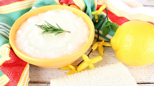 DIY Lemon and Rosemary Sugar Scrub- Scrub off old skin and leave nourished, healthy skin behind with this DIY lemon and rosemary sugar scrub! This homemade scrub feels great, smells great, and makes a great DIY gift! | #DIY #homemade #sugarScrub #beauty #diyGift #bodyScrub #faceScrub #handScrub