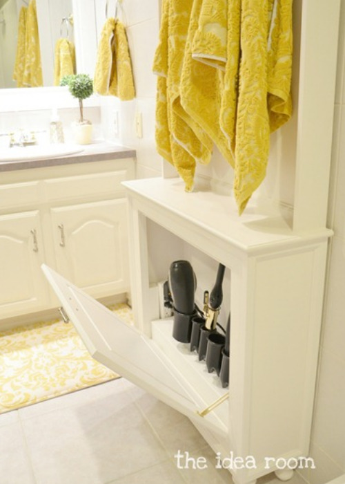 14 Small Bathroom DIY Storage - The best way to deal with a small bathroom is to keep it well organized. If you want to organize a small bathroom in your home, then you need to see these 14 fantastic small bathroom organizing ideas! | #bathroomOrganizing #organization #diyOrganizing #organize #ACultivatedNest