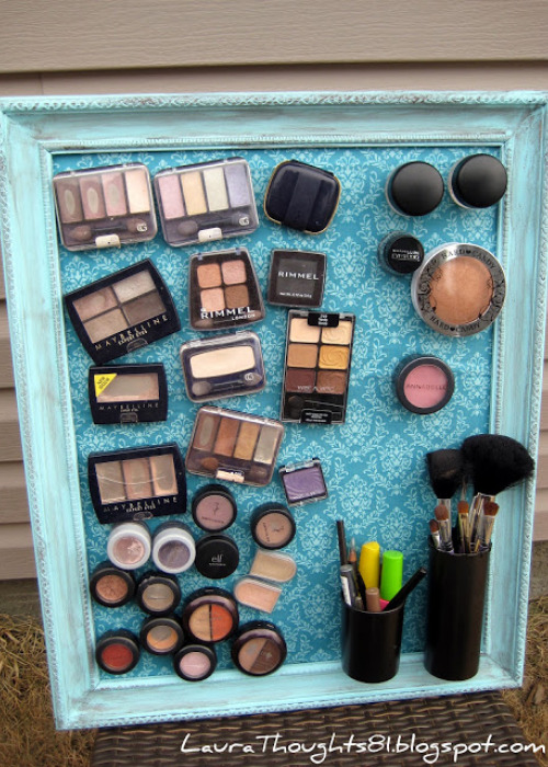 https://acultivatednest.com/wp-content/uploads/2018/05/makeup-organizer.jpg