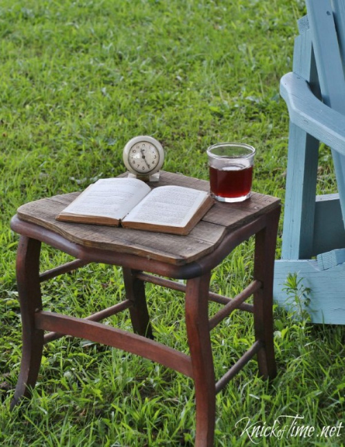 15 Clever DIYs That Repurpose Old Chairs - Don't throw out your old chairs! It's easy to find a great DIY projects to upcycle any old chairs you might have. For some great ideas, check out these clever DIYs that repurpose old chairs! . #ACultivatedNest