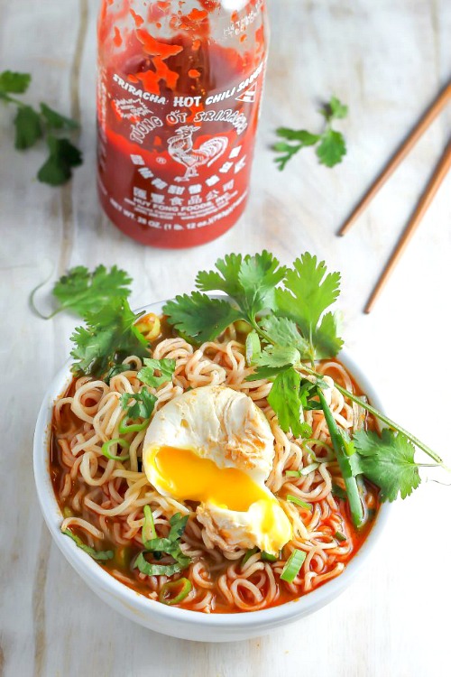 8 Ridiculously Delicious Ramen Recipes- Just because ramen is inexpensive doesn't mean it can't be used to create a great meal! Check out these 8 ridiculously delicious ramen recipes! | #recipe #noodles #ramen #food #cooking #soup