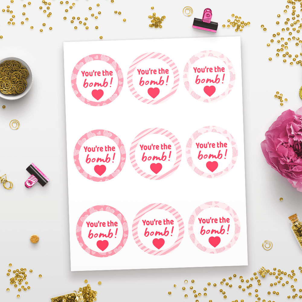 Printable Valentine's Day Bath Bomb Tags- These DIY Valentine's Day bath bombs make easy (and beautiful) DIY gifts! If you want a homemade gift for your special someone, give some of these a try! | homemade bath fizzy, love themed bath bombs, DIY heart shaped bath bombs, #ValentinesDay #printable #ACultivatedNest