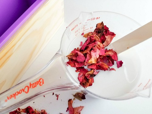 How To Dry Rose Petals For Soap Making - Rose Petals Soap Recipe – VedaOils