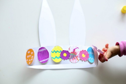 Bunny Hat Craft- Keep your kids entertained this Easter with these 17 fun and frugal Easter kids activities! They're so fun, and very inexpensive! | spring kids crafts, paper plate crafts, bunny kids crafts, DIY easter eggs, #Easter #kidsActivities #ACultivatedNest