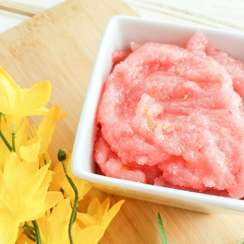 DIY Lemon Raspberry Sugar Scrub- For a natural way to exfoliate and refresh your skin, you have to make this DIY lemon raspberry sugar scrub! It's made with fresh raspberries! | homemade gift ideas, face scrub, hand scrub, #sugarScrub #diyGift #bodyScrub #ACultivatedNest