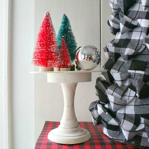 Insanely Easy DIY Mini Cake Stand- You will love this easy DIY mini cake stand craft idea! It's positively lovely and can be used for all sorts of holidays and occasions. | #DIY #craft #ChristmasDecor #holidayDecor #ACultivatedNest