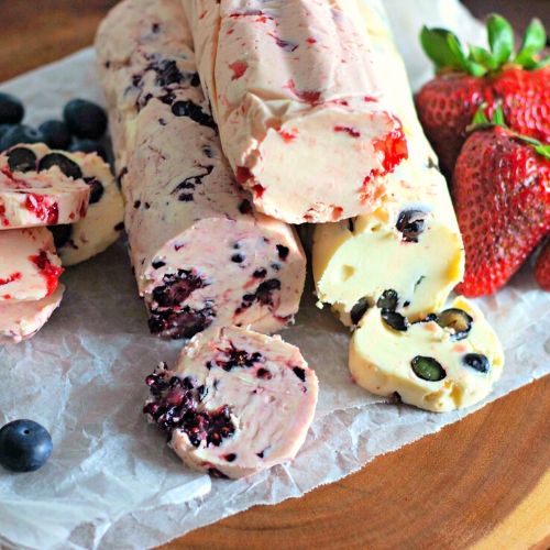 Homemade Whipped Sweet Berry Butter- Make this easy homemade whipped sweet berry butter with any of your favorite berries. Add berry butter to your favorite breads, crackers, toast, and more! | #recipe #butter #berries #homemade #ACultivatedNest