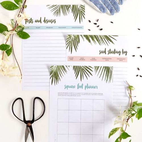 10 Free Printable Garden Planners- These free printable garden planners will help you plan your best garden ever! Whether you're growing vegetables or flowers, they're sure to help! | #gardening #gardenPlanner #gardeningTips #vegetableGarden #ACultivatedNest