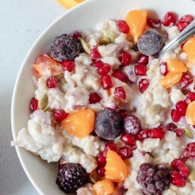 Comforting Winter Oatmeal Breakfast Recipe - Start your morning right with a bowl of this Comforting Winter Oatmeal Breakfast Recipe. It's incredible flavors will thrill your tastebuds! #ACultivatedNest