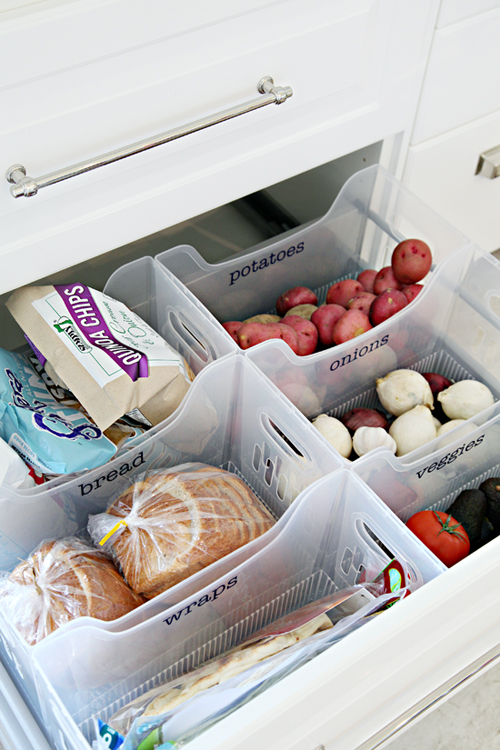 20 Clever Kitchen Drawer Organizers- If you want to be able to find things fast in your kitchen, you need to check out these space saving kitchen drawer organization ideas! | #organizingTips #homeOrganization #kitchenOrganization #organizing #ACultivatedNest