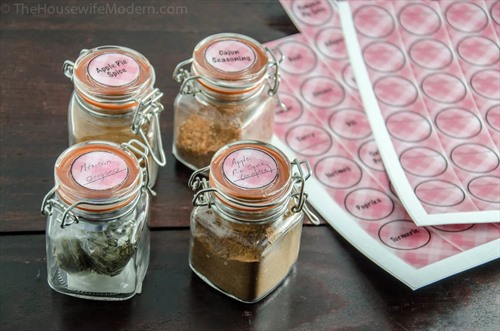 10 Free Spice Jar Printable Labels- Ready for a kitchen refresh? Give your spice collection a budget-friendly makeover with these stunning FREE printable spice jar labels! From minimalist modern to charming farmhouse styles, there’s a design for every kitchen. Say goodbye to pantry clutter and hello to beautifully organized, easy-to-find seasonings! |#kitchenorganization #pantryorganization #spicejarlabels #freeprintables #ACultivatedNest